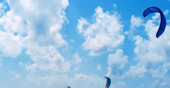 Cozumel: Kitesurfing basics with certified instructor