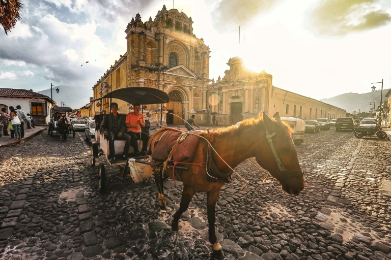 Guatemala: Itinerary, Transport & Hotels