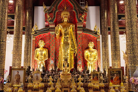 Chiang Mai: Old City Walking Tour with Temples & History Small Group Without Entry Fees