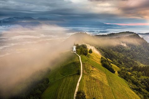 Bled: Guided E-Bike Tour to Jamnik Viewpoint