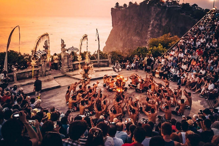 Bali: Biljett till Kecak Fire Dance Show &amp; Uluwatu Temple inträdesbiljettRundresa med hotelltransfer