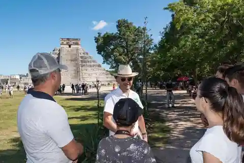 Cancun : Visite culturelle maya à Chichen Itza et 2 cenotes