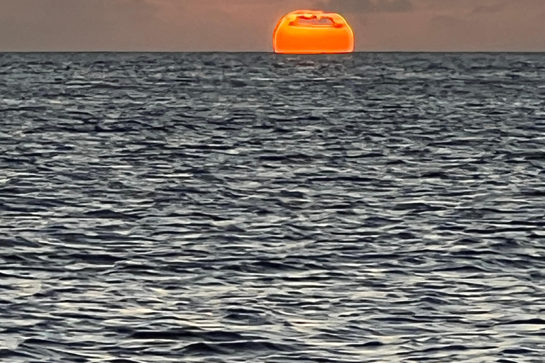 Soufriere: Private Sonnenuntergangs-Kreuzfahrt mit Getränken