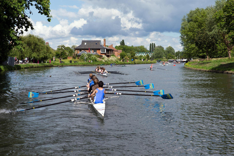 London: Cambridge-Newton to Nobel Prizes Guided Walking Tour
