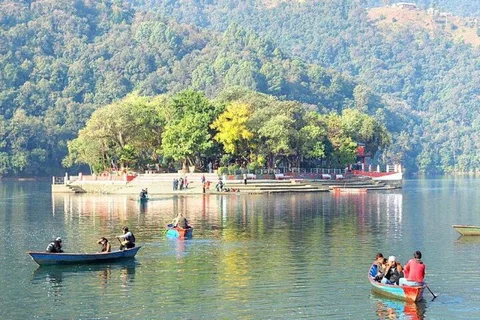 Things to do: Pokhara Day Tour With Iconic Destinations