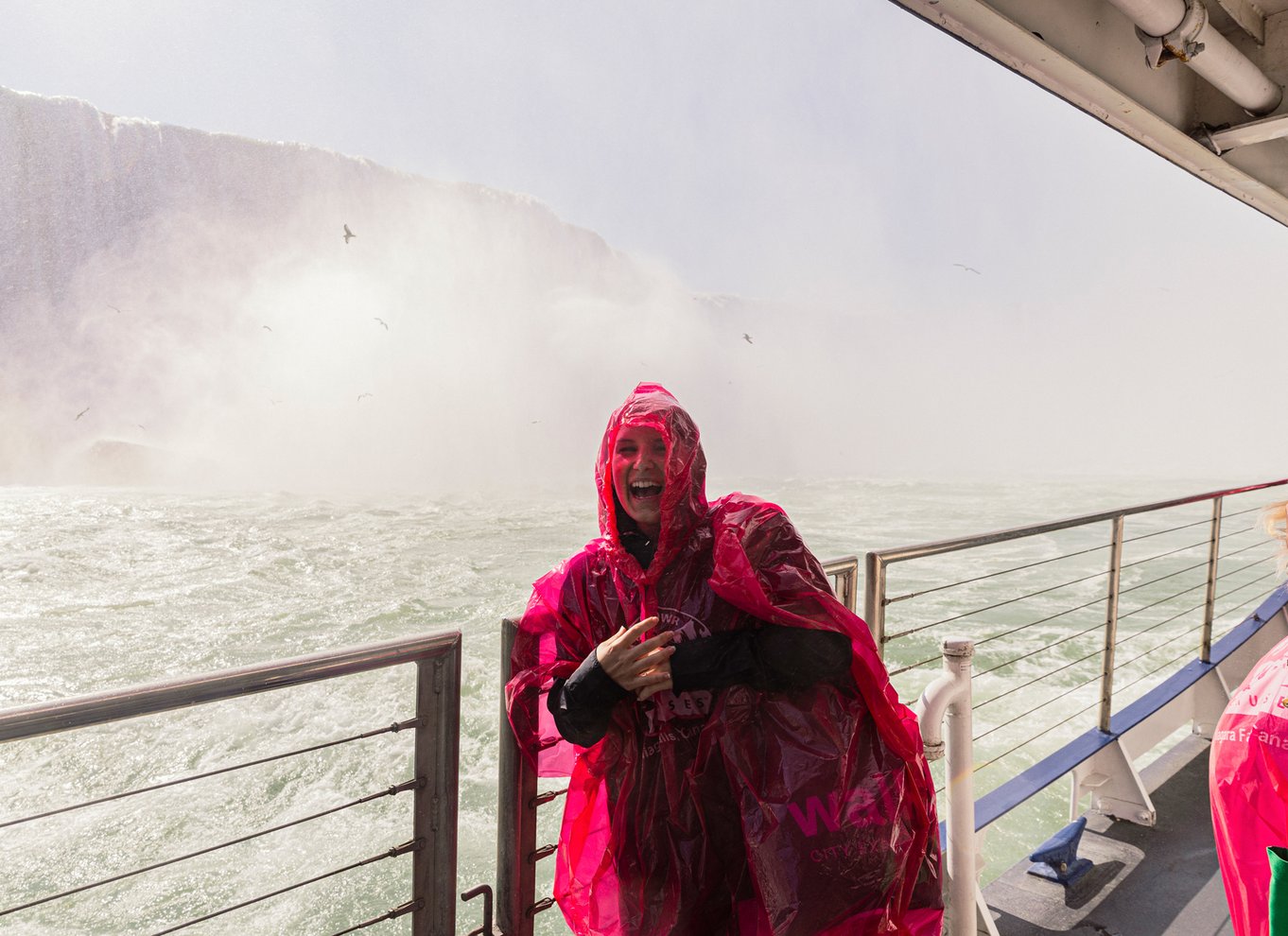 Niagara Falls: Bådtur og rejse bag vandfaldene