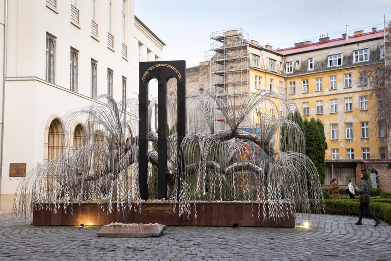 Private Jewish Quarter Walking Tour with Synagogue entry