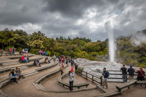 Auckland: Wai-O-Tapu, Polynesian Spa & Maori Haka