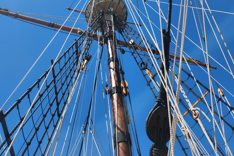 From Boston: Plymouth Private Day Trip with Mayflower II Cruiseport Pickup