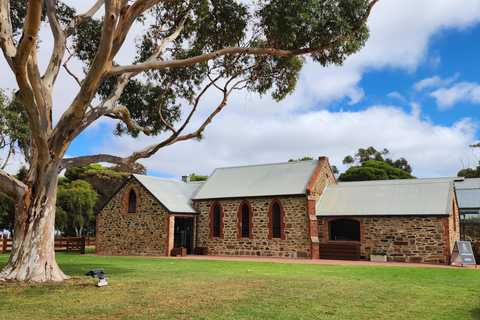 Adelaide: McLaren Vale Winery Tour with Lunch & Tastings