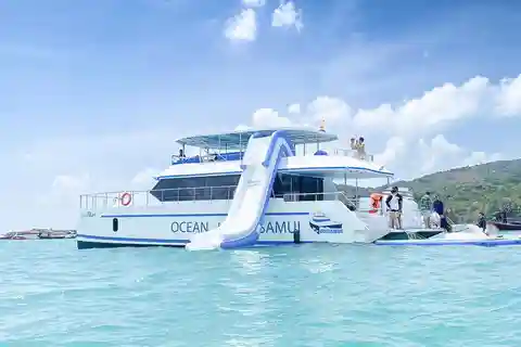 Koh Samui: Halvdagstur med katamaran til Koh Tan og Koh Madsum