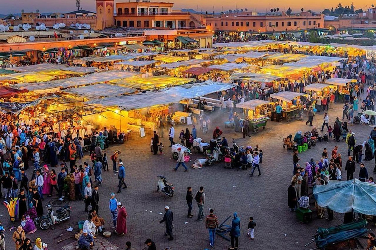 Marrakech: Souk Tour & Berber Hammam with Massage