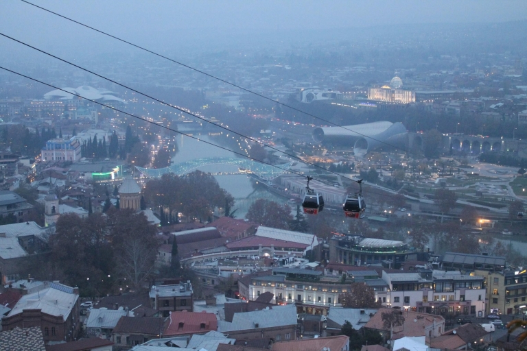 Tiflis: tour turístico, cata de vino o cerveza y teleféricoTour privado