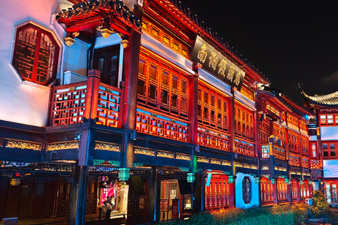 Shanghai Night Tour: Old Town, Local Dinner & Rooftop Bar