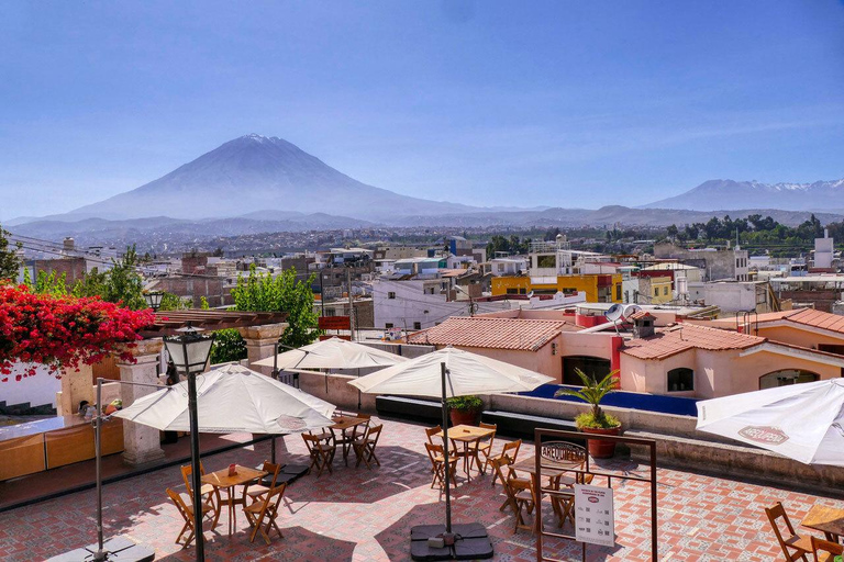 Arequipa: Medio Dia Walking Tour Privado + Monasterio de Santa Catalina