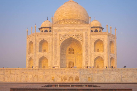 De Délhi: Tajmahal Sunrise e Agra Day Tour em carro particularTour com carro Ac + refeições + ingressos para monumentos + guia de turismo