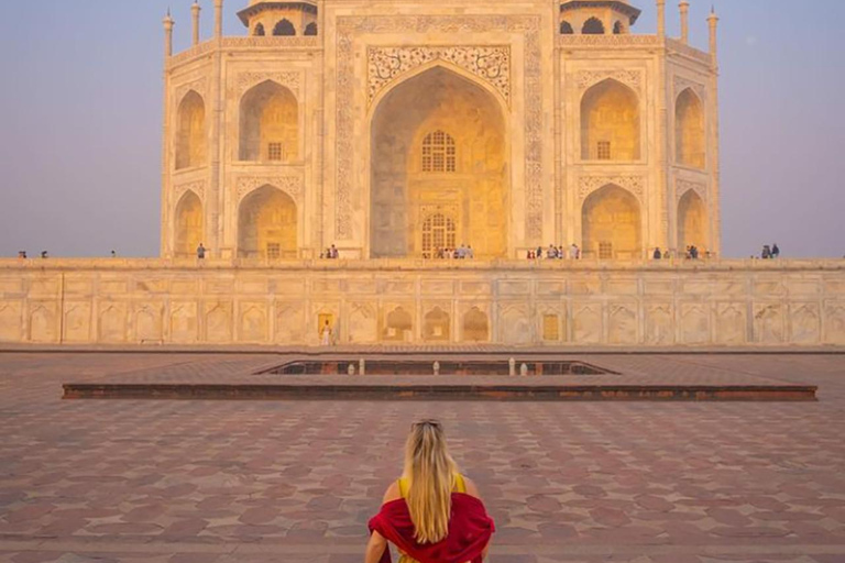 De Délhi: Tajmahal Sunrise e Agra Day Tour em carro particularTour com carro Ac + refeições + ingressos para monumentos + guia de turismo