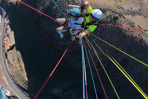 Gran Canaria: Paragliding hands on experience with pilot