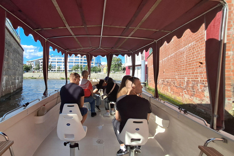 Ship "Wroclavia" Odra River Boat Tour in Wroclaw