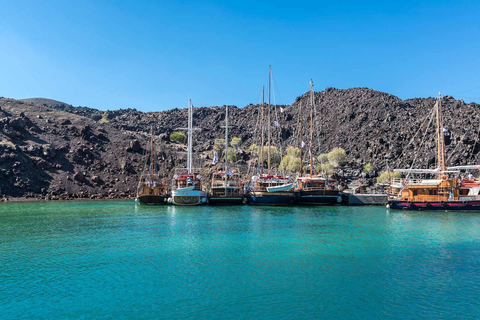 Santorini: Volcano and Hot Springs Boat Tour