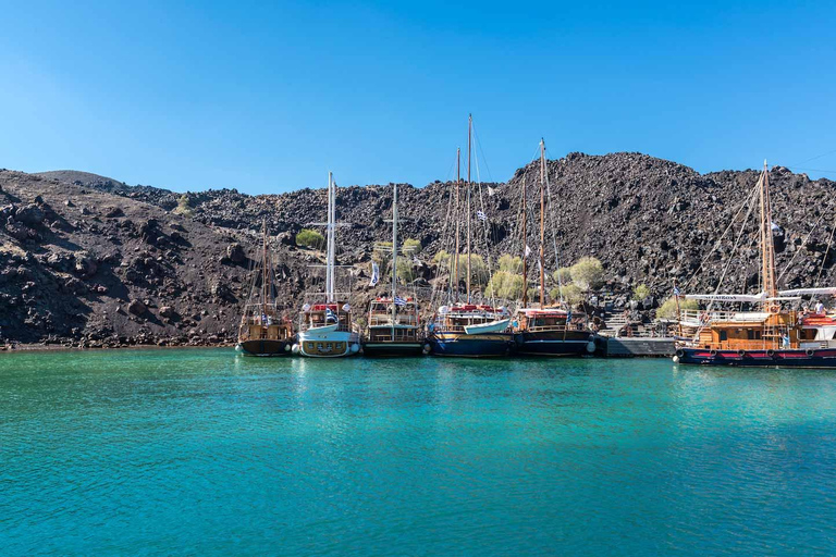 Santorini: Volcano and Hot Springs Boat Tour