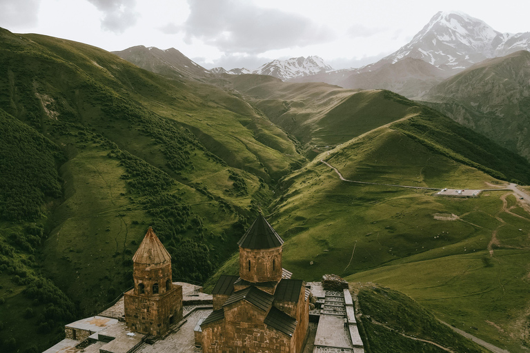 From Tbilisi: Kazbegi Day Trip with Gergeti Trinity Church Only Transportation and Tour Guide