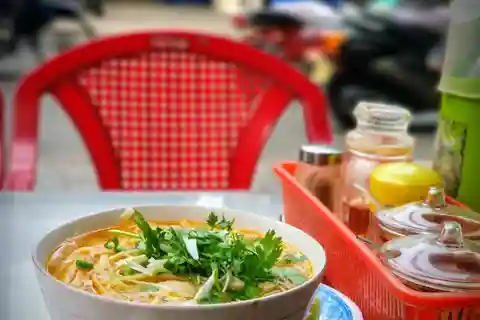 Da Nang Tour Privado de Comida Callejera con Guía Femenina