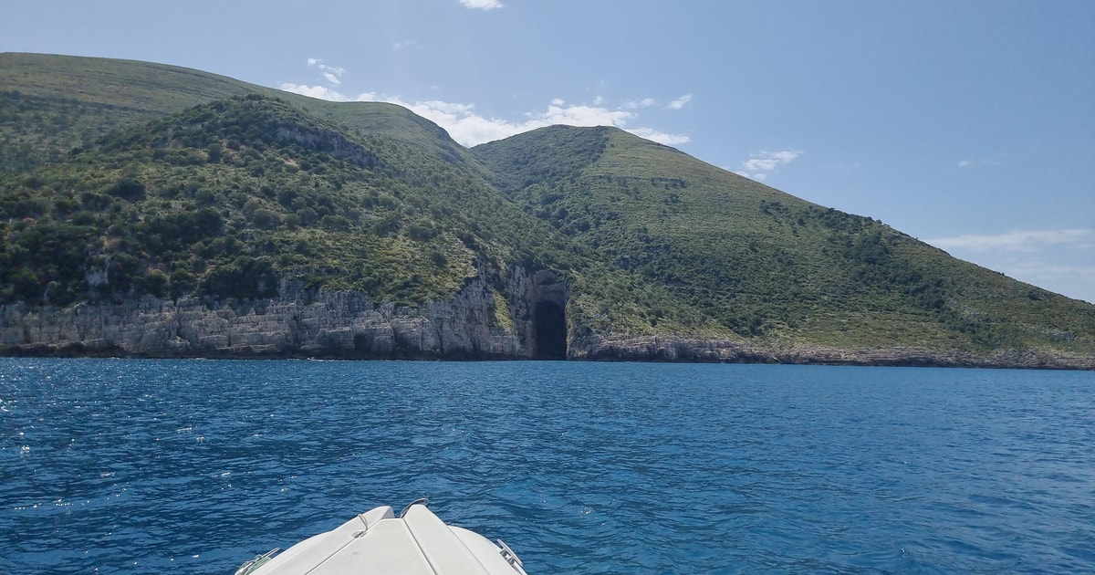 Von Berat Bootsfahrt Zur Insel Sazan Und Zur Halbinsel Karaburun