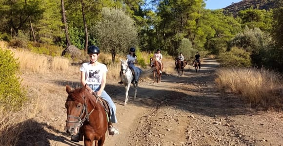 Kemer: Guided Horseback Riding Tour with Hotel Pickup