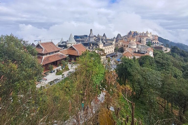 FROM HOI AN TO GOLDEN BRIDGE IN BA NA HILLS BY PRIVATE CAR