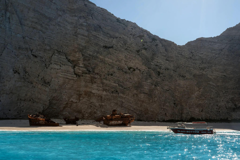 Zakynthos: Shipwreck Beach and Blue Caves Boat Tour Zakynthos: Shipwreck Beach and Blue Caves Boat Tour