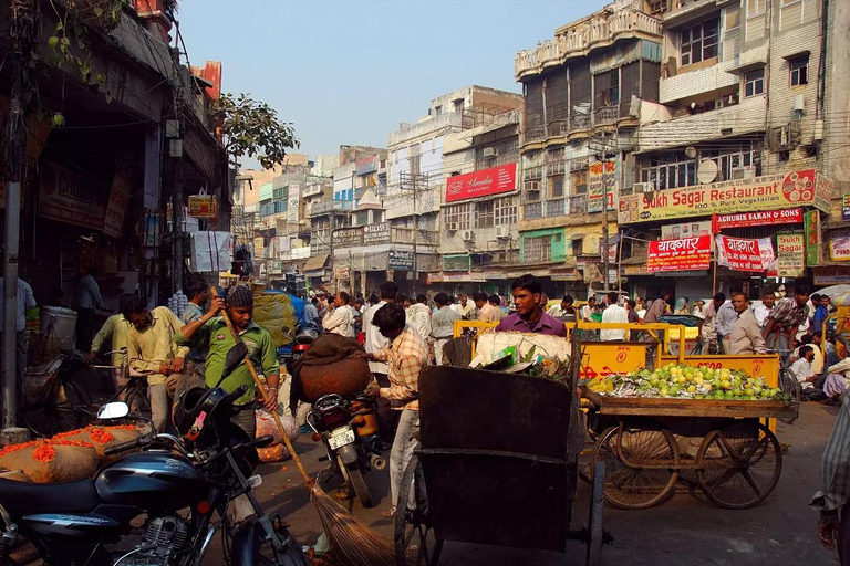 Old Delhi: Old Delhi City Tour with Rickshaw & Street Food