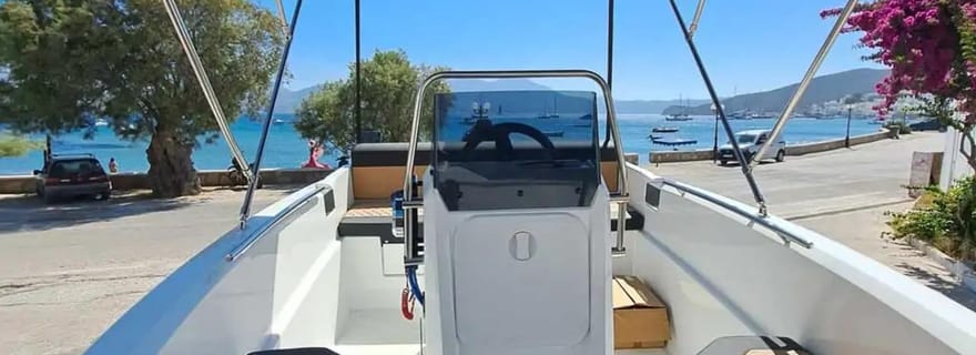 Milos : louez un bateau avec ou sans skipper