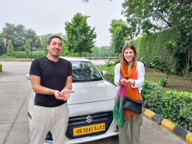 Visit Delhi Sightseeing tour with Lalan in Mathura, India