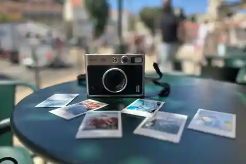 Alfama, Lissabon: Fotovandring med et Instax instant-kamera