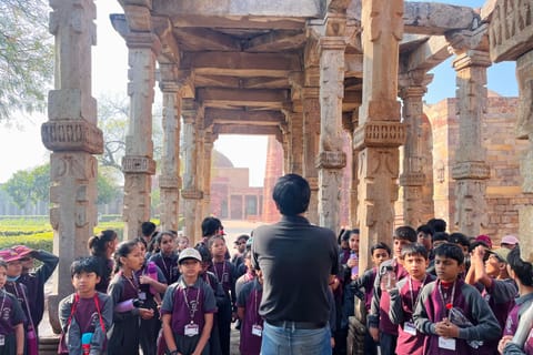 Delhi: Haunted Monuments Walking Tour