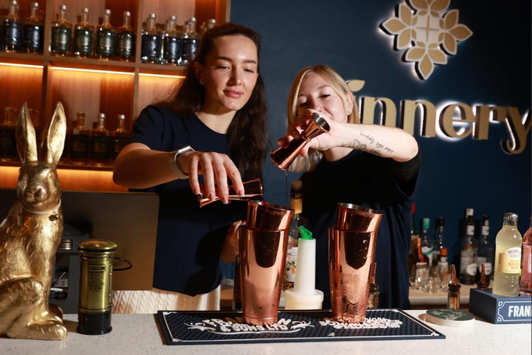 Cocktail Masterclass: Craft 3 Gin Drinks at Warsaw's Gin Bar