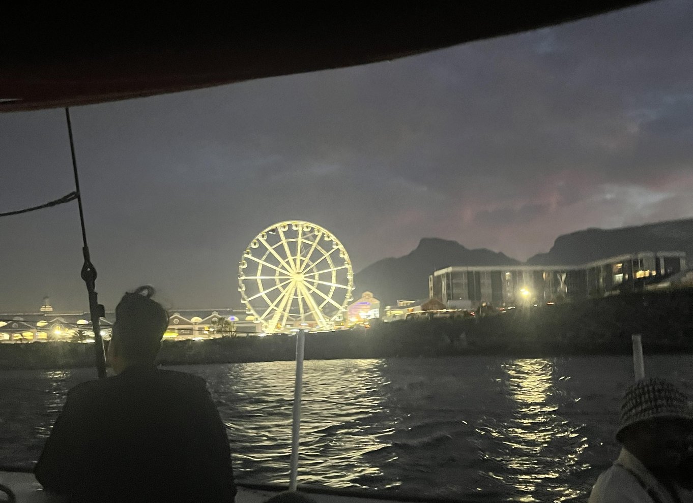 Cape Town: Solnedgangskrydstogt fra V&A Waterfront med bobler