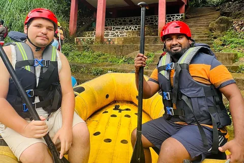 Depuis Colombo/Negombo : Kitulgala Rafting, Ambuluwawa, Kandy ...