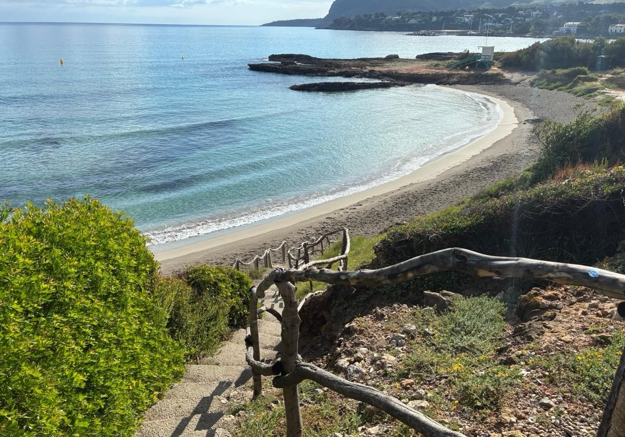 Mallorca: Geführte Fahrradtour mit Stopps am Strand und Tapas-Mittagessen
