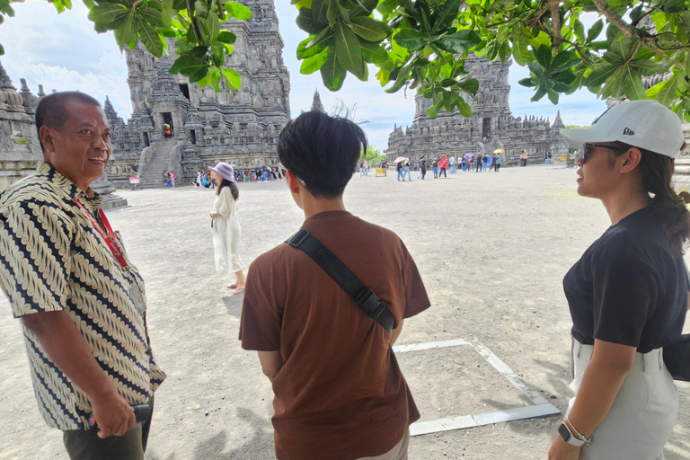 Lo más destacado de Yogyakarta: tour por el volcán Merapi y los templosPuntos destacados de Yogyakarta: tour por el volcán Merapi y los templos