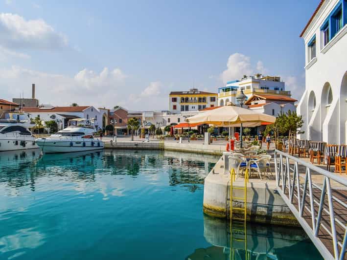 Limassol: Old Port to Mega Marina Private Walk