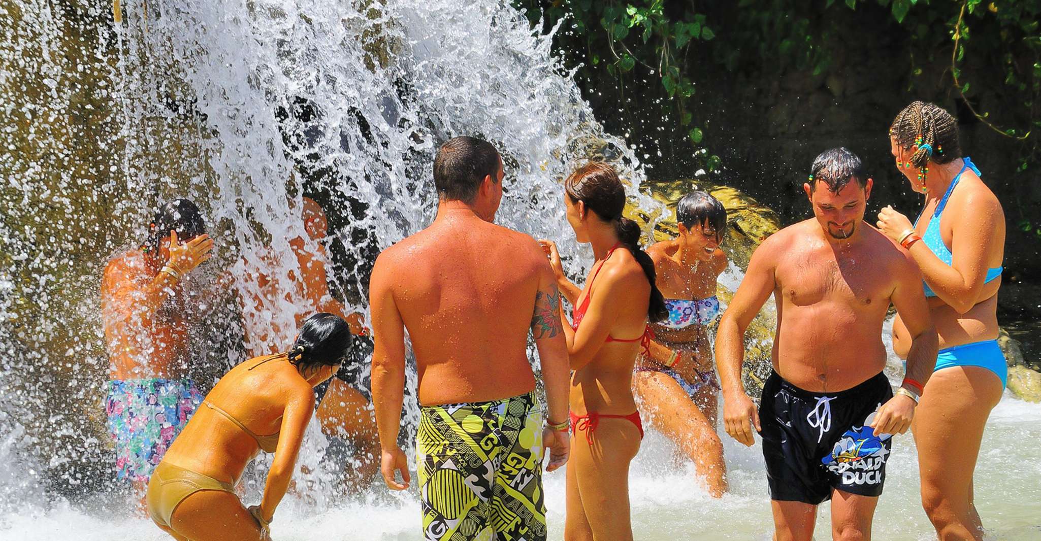 Jamaica, DN's River Falls, 9 Mail and viute Lagon Sour - Hizvo