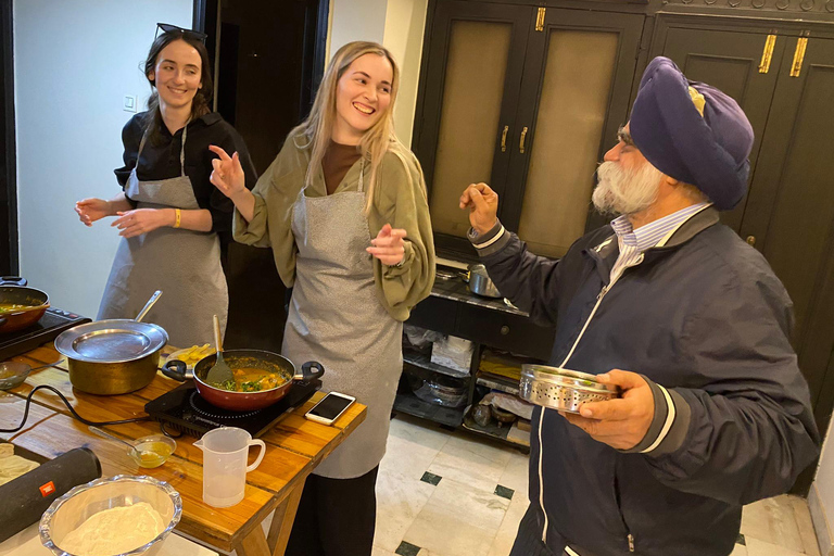 Indian Cooking Class in a Local Home - Cook 6 Things