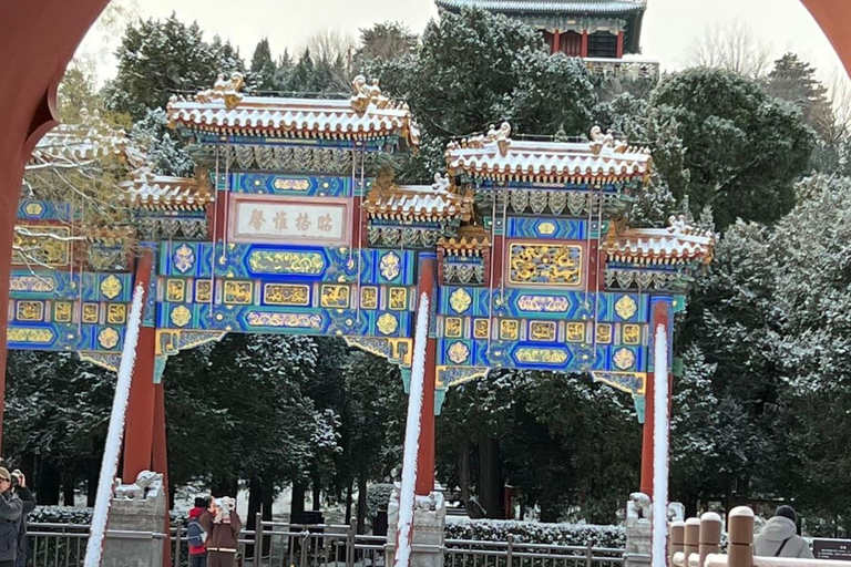 Beijing Jingshan Park Ticket: Full Forbidden City View Beijing: Panda Pavilion Admission Ticket