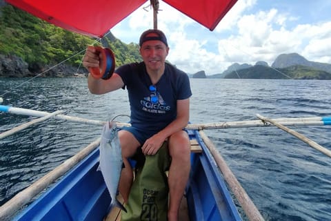 El Nido: Fishing Tour with Local Fishermen with Lunch - Image 2
