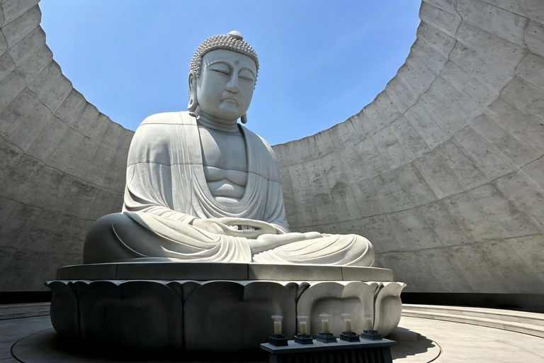 Sapporo: Lake Toya, Noboribetsu & Hill of the Buddha Tour