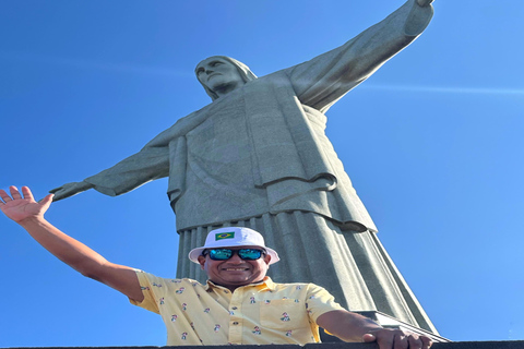 Sunrise Rio Tour: Christ the Redeemer + Mirante Dona Marta + Selarón