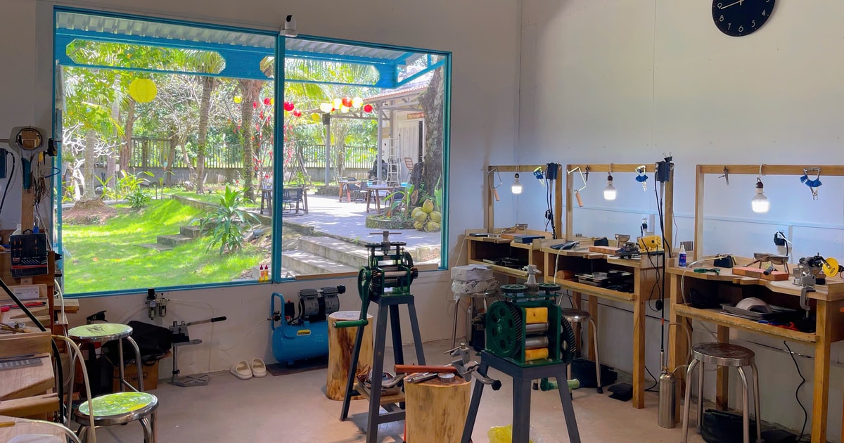 Best Family & Friend Day Trips and Activities in Vietnam 118 Phu Quoc Jewelry Workshop – Create Your Own Piece