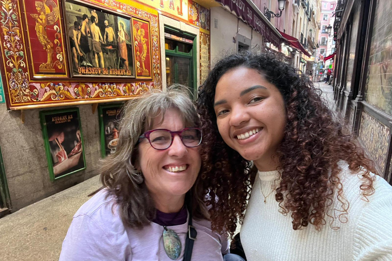 Madrid Magical: Best Hidden Gems and Views Small Group Tour Madrid Magic Tour in Spanish